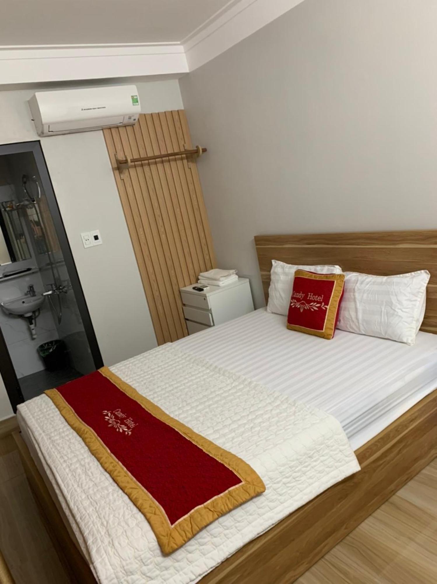 Candy Hotel Hạ Long Extérieur photo